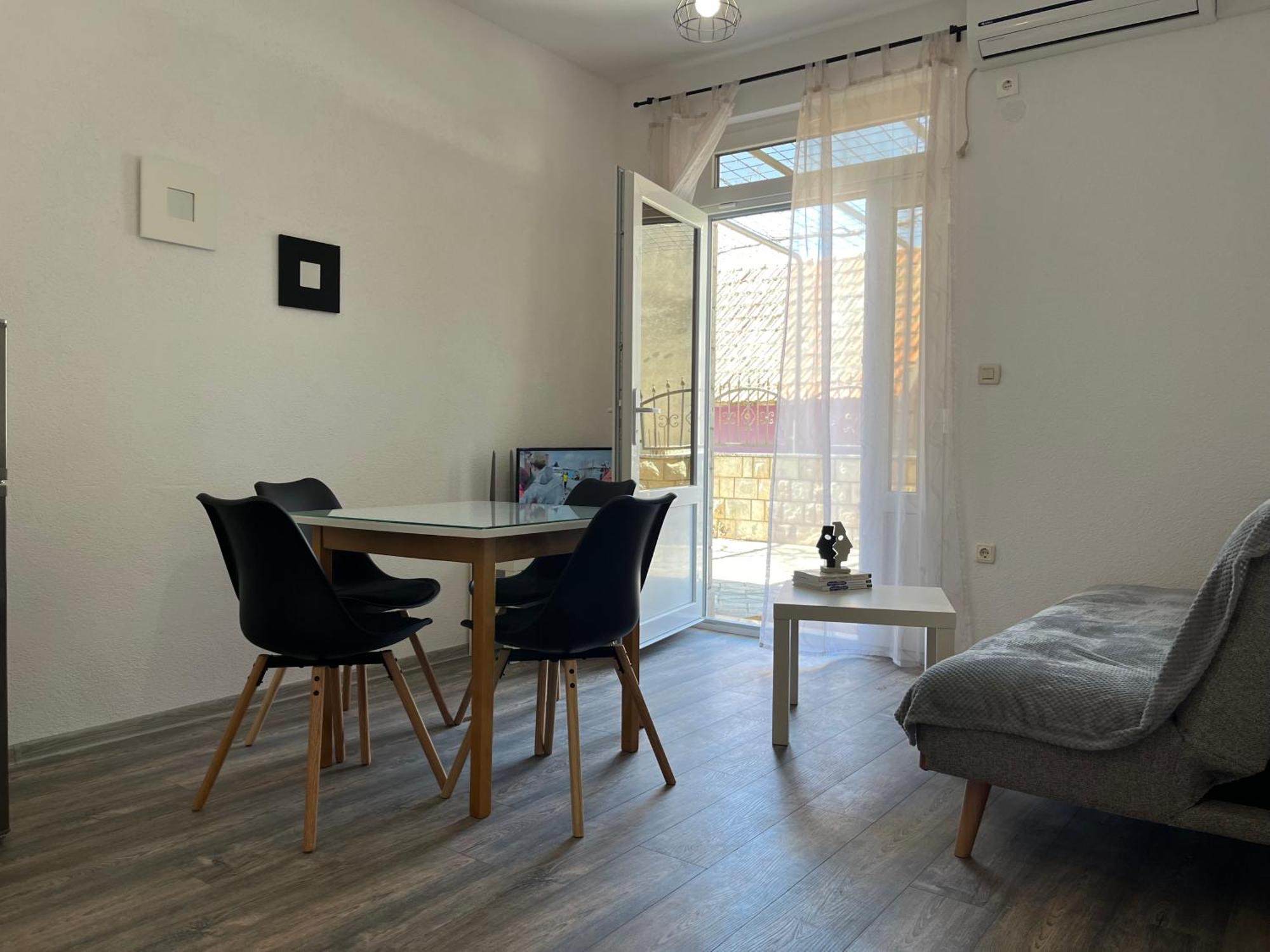 Apartment Makarska M&I, Free Private Parking Ngoại thất bức ảnh