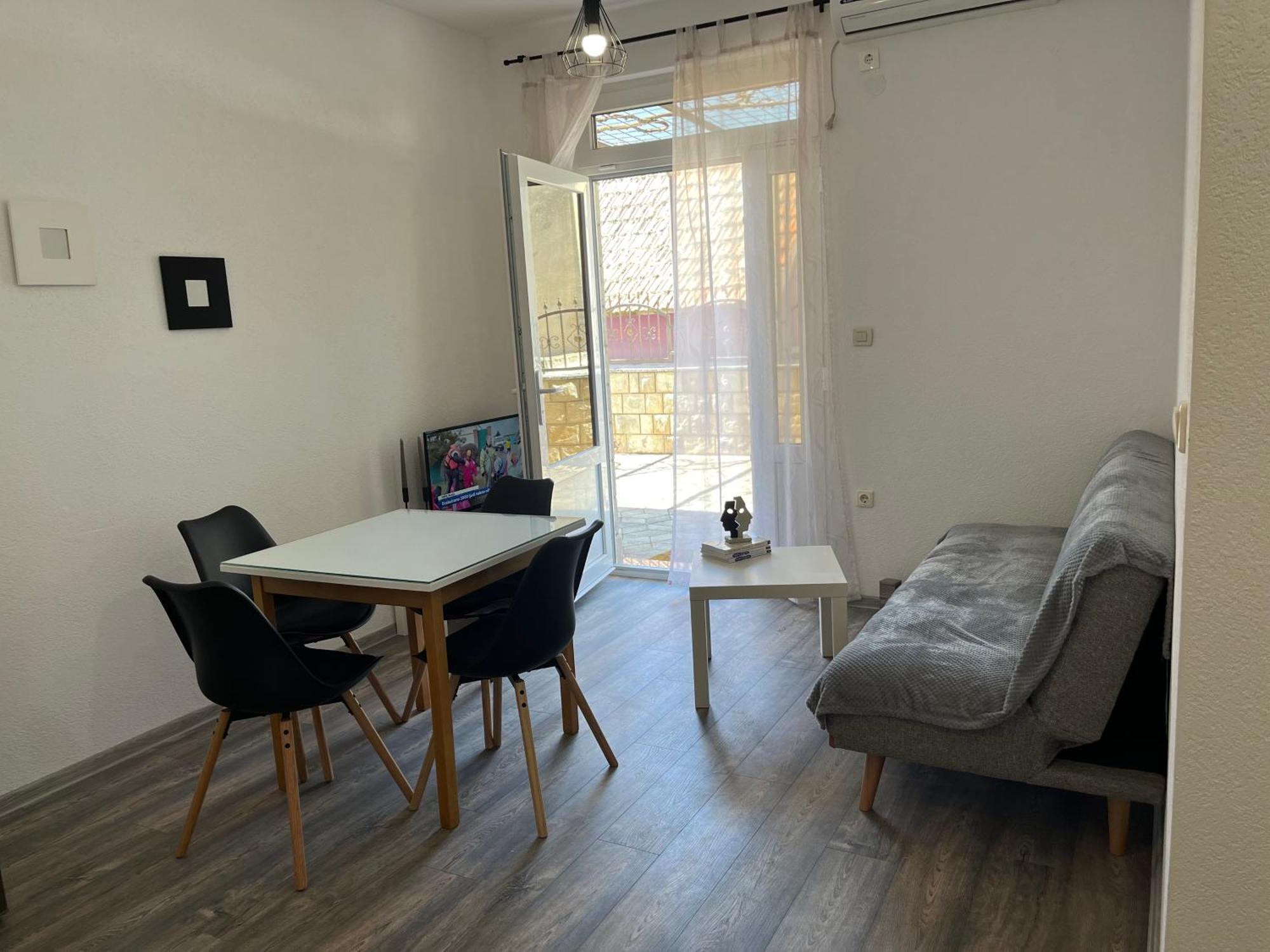 Apartment Makarska M&I, Free Private Parking Ngoại thất bức ảnh