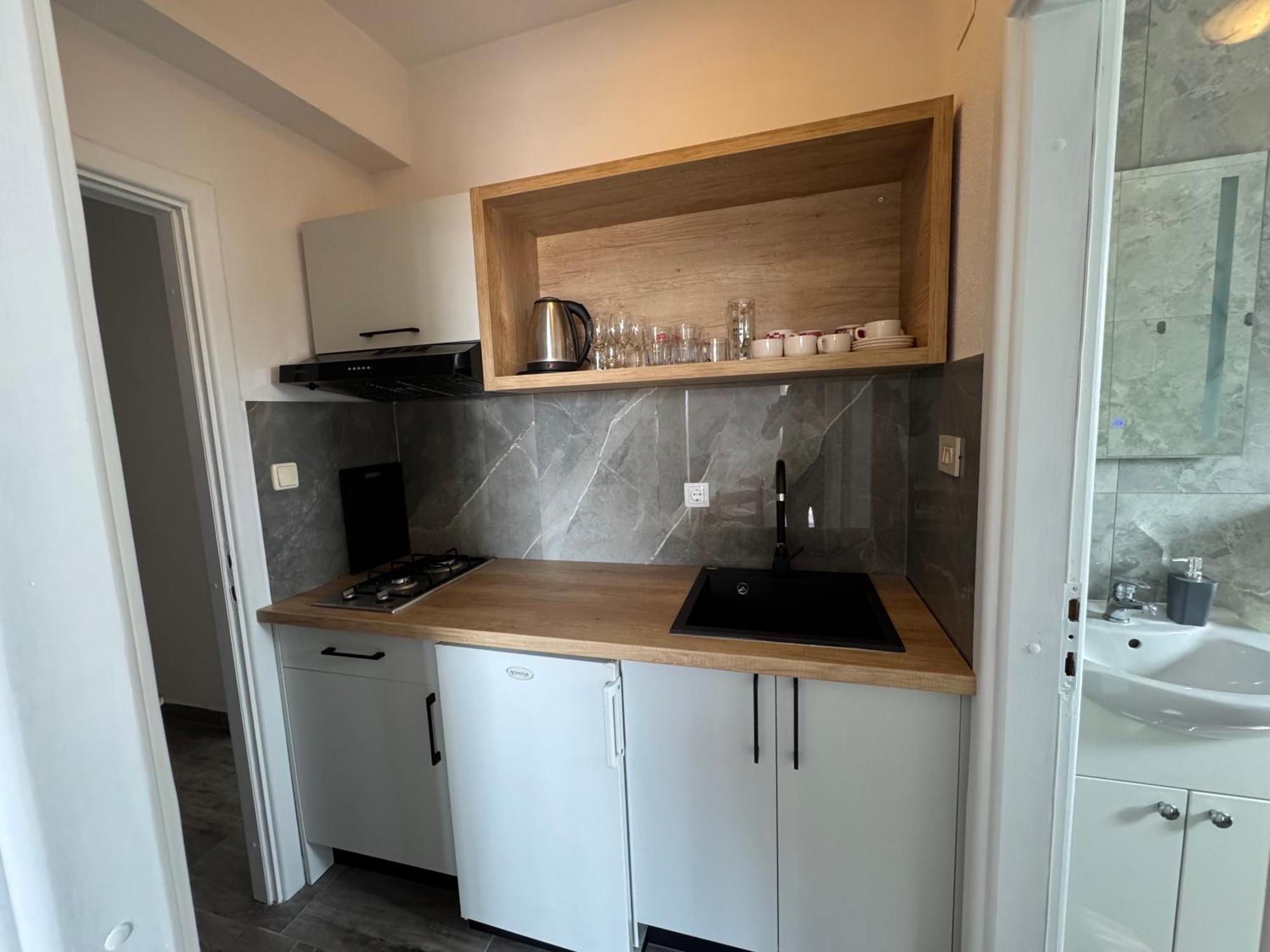 Apartment Makarska M&I, Free Private Parking Ngoại thất bức ảnh